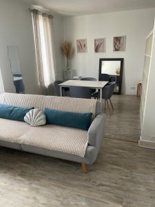 Appartements Le Voltaire : photos des chambres