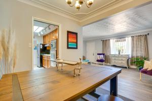 Single-Story Retreat about 1 Mi to Downtown Tucson!