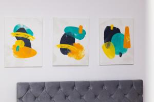 Modern central studio