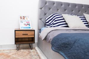 Modern central studio