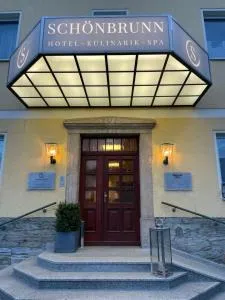 SCHÖNBRUNN Hotel - Greiz