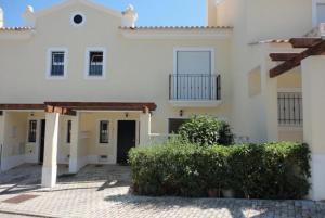 Moradia T3 Aguia Marina, com piscina e BBQ