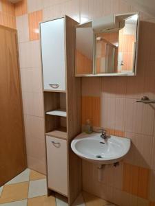 Guest House Pri Treh Lipah 