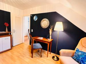 Ferienwohnung Luna -3 Schlafzimmer, Waschmaschine, Küche, WLAN, ca 15 Min bis zum Europa Park,
