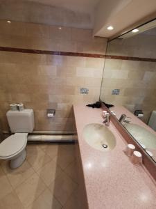 Hotels Hotel Des Falaises : photos des chambres