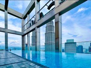 Tropicana The Residence Klcc By Sky World
