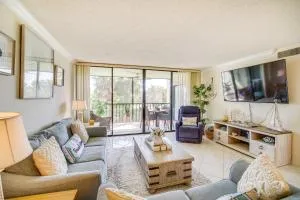 Resort-Style Condo in Fort Pierce with Beach Access! - 卡尔顿