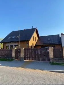 Kroņa iela 13 - Liepene