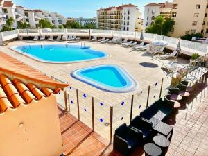 !!! Relaxing View, The Heights Apartment With Terrace and Heated Pools, Los Cristianos