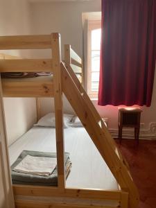 Hotels Tiers lieu de l'Ermitage : Chambre Deluxe (2 Adultes + 1 Enfant)