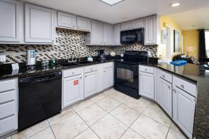 Nautilus 1205 - Gulf Front 1 BR 2nd Floor