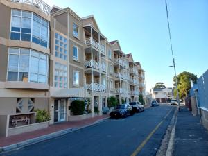 Royal Classico Getaway in Strand Beach