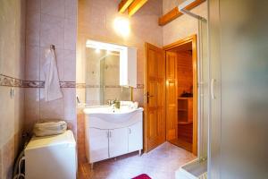 Luxury Love Chalet