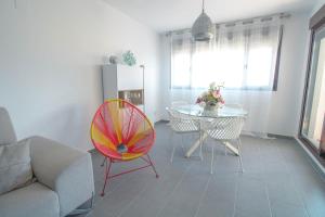 RentitSpain - Salobreña - Apartamento Oasis con Gym y Balcón