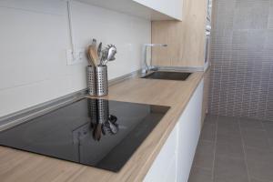 RentitSpain - Salobreña - Apartamento Oasis con Gym y Balcón