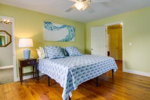 Family-Friendly Cambridge Home with Fire Pit!