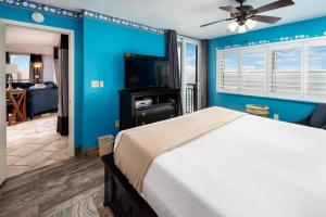 Nautilus 1704 Gulf Front 2 BR Large Penthouse 7th Flr