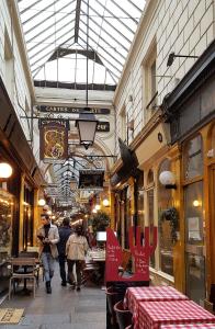 Sophisticated Gem in the Heart of Paris - 107m2