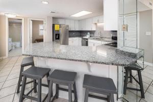 Nautilus 2311 Gulf View 3rd Floor 2 BR 2 BA