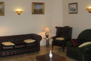 Peaceful, scenic family home