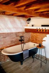 Marco’s Studio - Beclean