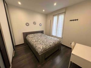 Appartements Beau T2 a Arcueil proche RER B. : photos des chambres