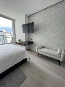 Sky View Studio - Best Area Quito
