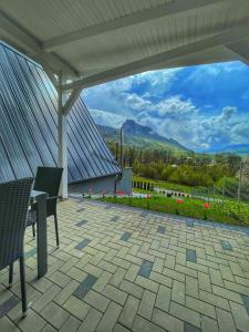 Black & White Panoramic