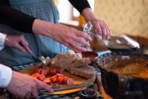 Notranjska hiša - traditional country house, close to the world attraction Cerknica lake