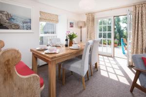 Coldstream Coach House