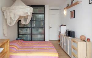 Appartements Nice apartment in La Grande-Motte with 2 Bedrooms and WiFi : photos des chambres