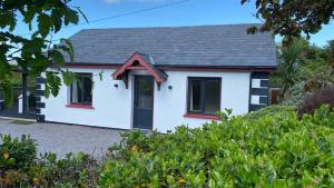Hill Sea View Cottage