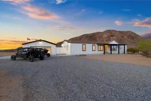 The GOAT Desert Experience - Landers