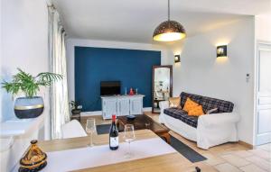 Maisons de vacances Beautiful home in Carpentras with WiFi and 1 Bedrooms : photos des chambres