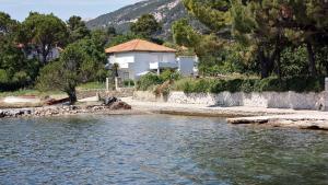 Apartments with parking space Banjol, Rab - 21159 