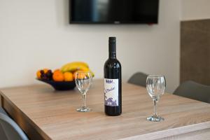 Apartments by the sea Trogir - 21215