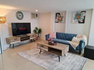 Private & Cosy Two Storey Guest House - Merrylands