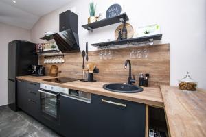 Apartments Diora and Silver