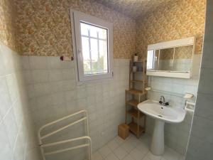 Maisons de vacances Maison Fouras, 5 pieces, 6 personnes - FR-1-709-67 : photos des chambres