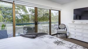 Executive Unit In The Treetops