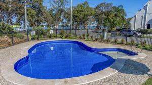 Executive Unit In The Treetops