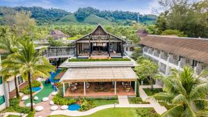 OUTRIGGER Khao Lak Beach Resort