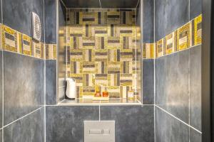 Appartements L'Eden Love - Jacuzzi / Sauna : photos des chambres