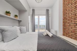 Stylish Kościuszki Apartaments near the Market Square with FREE GARAGE Wrocław by Noclegi Renters