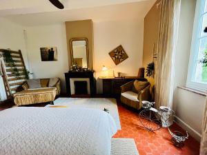 B&B / Chambres d'hotes Domaine La Belle Dame sans Regrets : photos des chambres