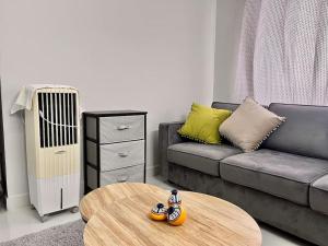 508 Airy One Bedroom Flat