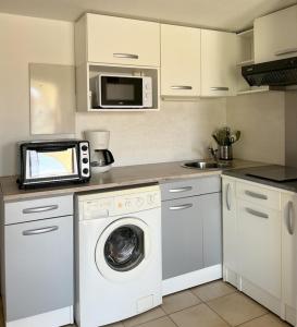 Appartement 4 personnes piscine 300 plage 4PB287