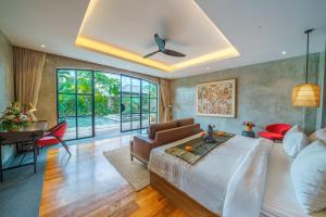La Boheme Mansion - Unreal 8BR Mansion with 25m Pool, Gym, Home Cinema
