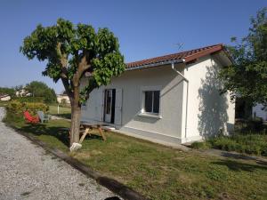 Maisons de vacances Maison T3 avec jardin : photos des chambres