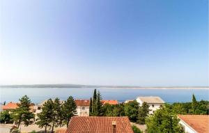 Nice Apartment In Dramalj With House Sea View